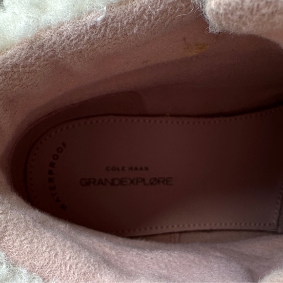 Cole Haan's ZeroGrand Explore boots stone beige / pink sz 8.5 - Picture 8 of 10